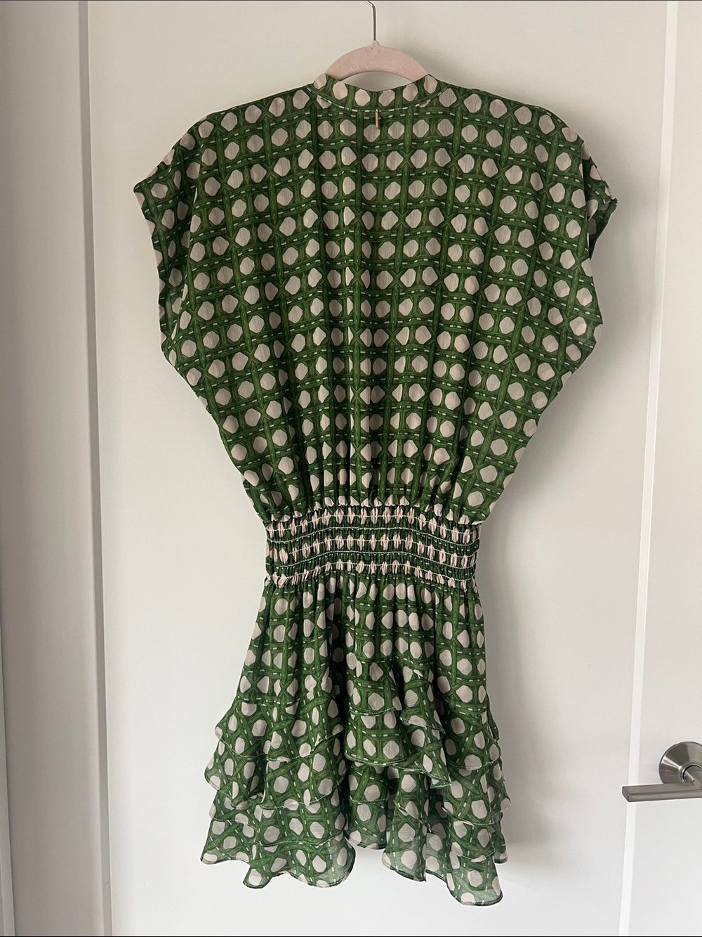 MISA Los Angeles Green Printed Short Sleeve Waist-Detail Dress - Picture 7 of 8